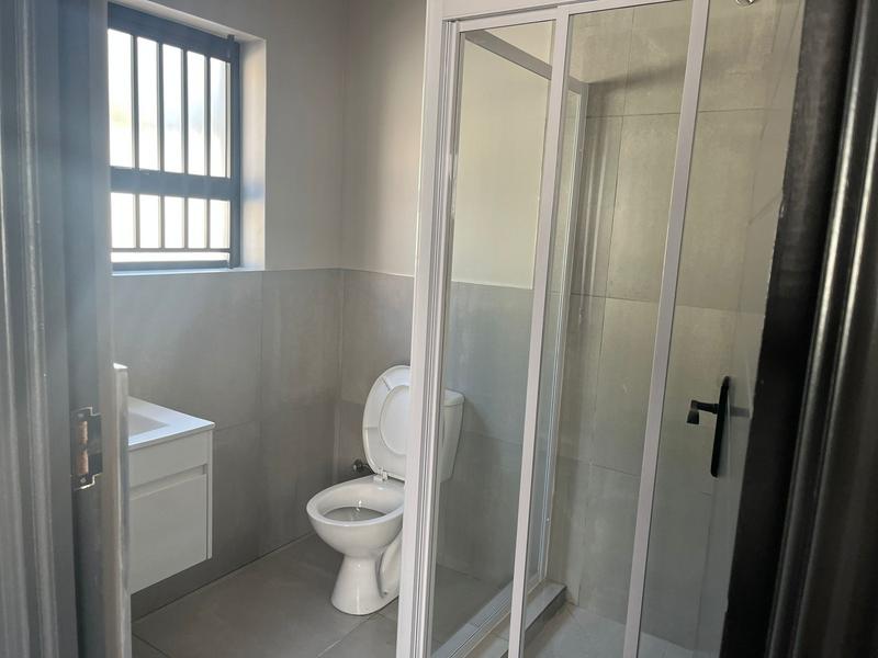 3 Bedroom Property for Sale in Grassy Park Western Cape